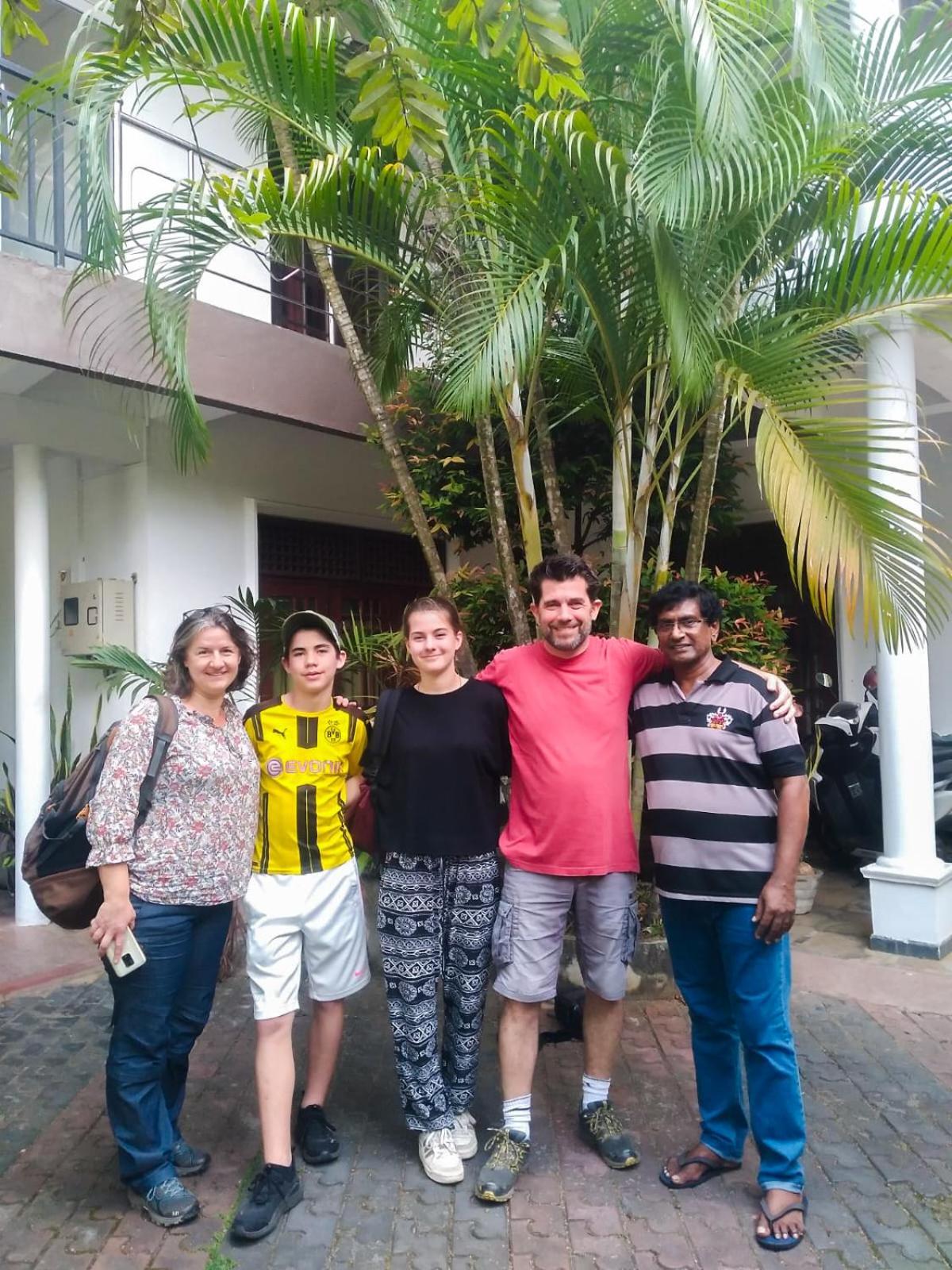Myr-o Homestay Kombichankulama Luaran gambar